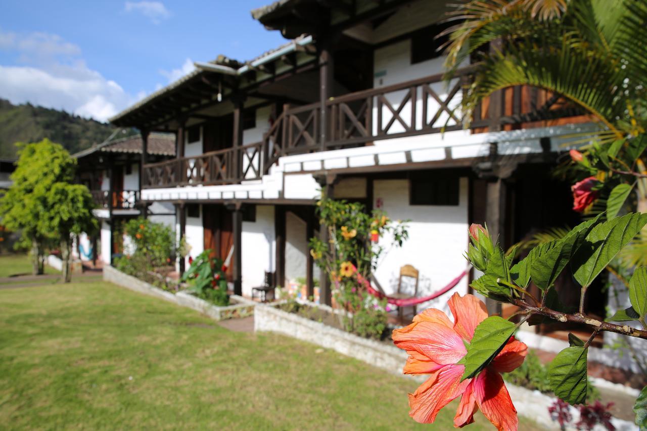 Hostal Inti Luna Banos  Exterior photo
